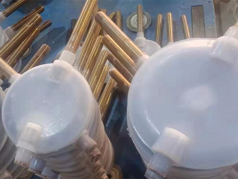 compression-molded-ptfe-lined-valve