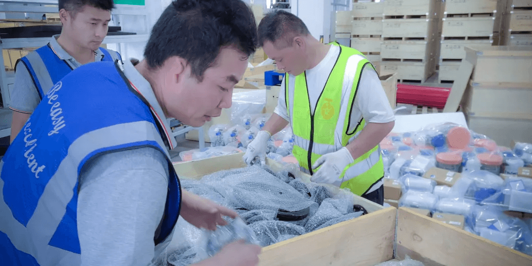 Frecy Logistics Team Safeguarding Your Deliveries14