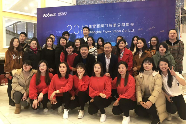 Group Photo Of Flowx-4