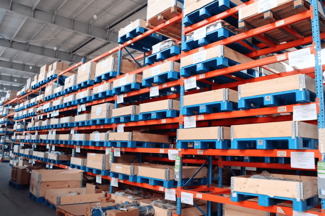 Frecy Logistics Team Safeguarding Your Deliveries12